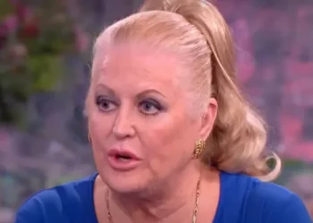 Πέθανε η Κιμ Γούντμπερν του «Αστραφτερά Σπίτια»