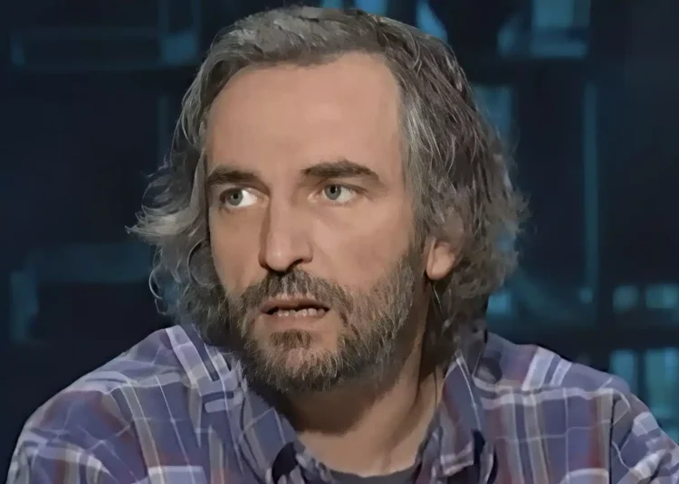 Άρης Σερβετάλης: «Θα συμβούλευα τους νέους να κάνουν το σταυρό τους»