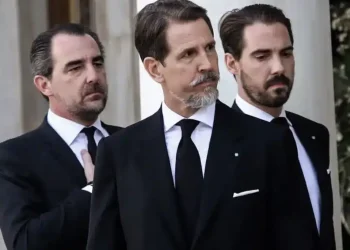 Βόμβα για τους Ντε Γκρες και το όνομα τους – Τι θα συμβεί αύριο