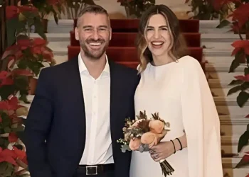 O Γιούρκας Σεϊταρίδης κλείνει τα 44 και ποζάρει με την κόρη του σε μια σπάνια φωτογραφία: «Oταν έχω εσένα έχω τα πάντα»