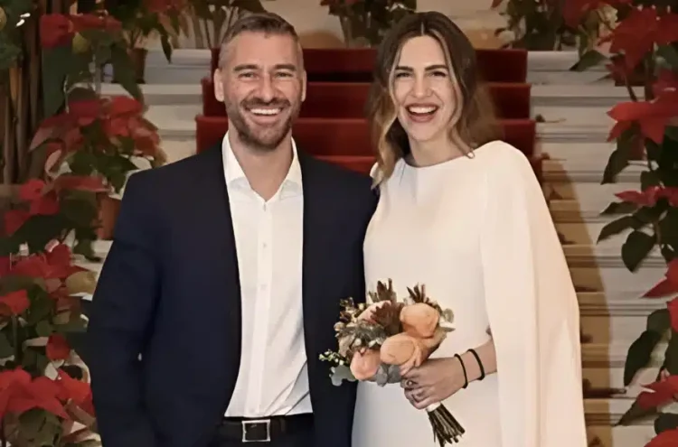 O Γιούρκας Σεϊταρίδης κλείνει τα 44 και ποζάρει με την κόρη του σε μια σπάνια φωτογραφία: «Oταν έχω εσένα έχω τα πάντα»