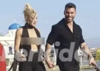 Ιωάννα Τούνη – Στάθης Σχίζας χεράκι-χεράκι στη Μύκονο – Τους εντόπισε ο φακός