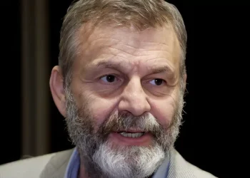 Αποχώρησε από τον ΣΥΡΙΖΑ ο Απόστολος Γκλέτσος