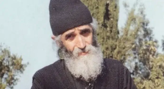 ΆΓΙΟΣ ΠΑΪΣΙΟΣ: Τι να κάνετε όταν ο Θεός δεν ακούει την προσευχή σας