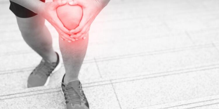 Οστεοαρθρίτιδα: 8 τροφές που πρέπει να τρώτε και 3 που πρέπει να αποφεύγετε