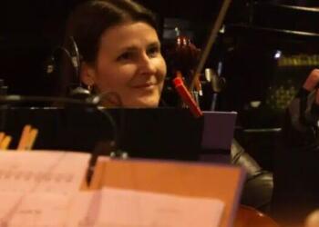 «Δακρύζει» όλο το διαδίκτυο: Πέθανε η τσελίστρια Μαρία Χρίστοβα