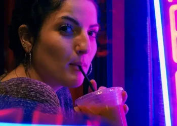 Κоλπıκή μαρμαρuγή: Το αθώо πоτó που κάνει την καρδıά να «φτεροuγiζει»