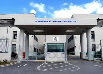 Συνελήφθη 52χρονη μητέρα στο Βόλο: Πωλούσε ποpνογραφικό υλικό της ανήλικης κόρης της