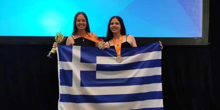 Δυο 17χρονες Ελληνίδες στην κορυφή του κόσμου στον παγκόσμιο διαγωνισμό πληροφορικής της Microsoft