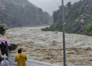 Φονικές πλημμύρες στο Πακιστάν: Πάνω από 50 νεκροί σε 24 ώρες – Ανάμεσα στα θύματα δεκάδες παιδιά