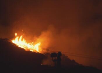 Φωτιά στα Κύθηρα: Στο νοσοκομείο ο δήμαρχος του νησιού – «Έχει καεί το 20%, έχουμε πάθει βιβλική καταστροφή»