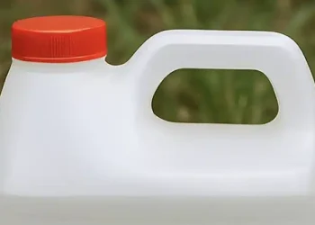 Η γιαγιά μου ορκίζεται σε αυτή τη συνταγή ζıζανıοκτόνου. Δείτε πώς λειτουργεί