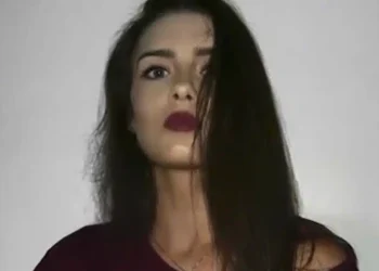 Λευκάδα: Μάχη για τη ζωή της δίνει η 24χρονη που κατέρρευσε τη στιγμή της πρότασης γάμου