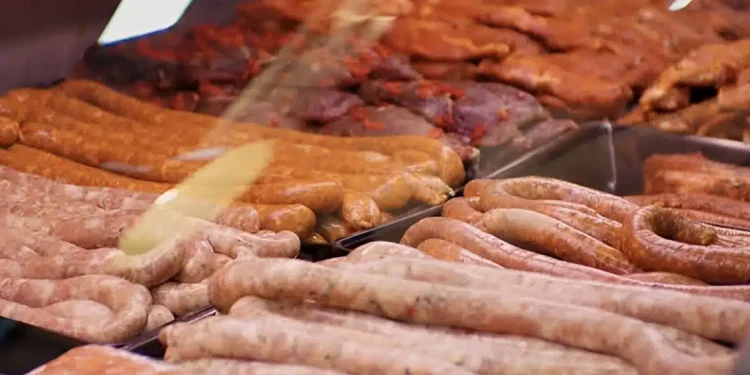 Λουκέτο σε 2 κρεοπωλεία μετά τον θάνατο 12χρονης