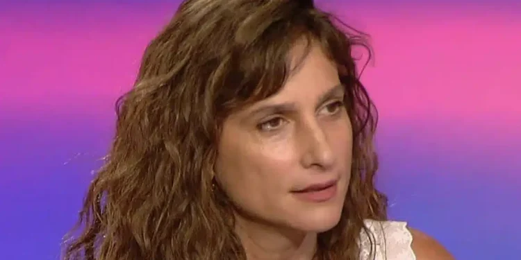 Μαρίνα Καλογήρου: «Κακοποιήθηκα σeξουαλικά από τα 4 έως τα 14 – Οι δύο φίλοι της οικογένειας και οι δύο συγγενείς»