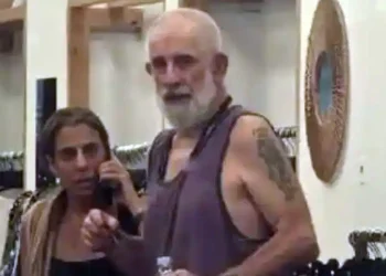 Απανωτά χτυπήματα της μοίρας για τον Πέτρο Φιλιππίδη – Μένει στο δρόμο – Παραλίγο να χάσει τη ζωή του