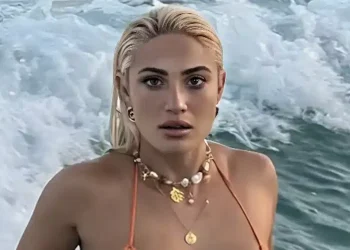 Ατύχημα για την Ιωάννα Τούνη σε παραλία της Χαλκιδικής