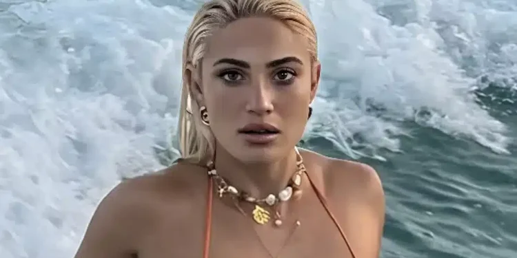 Ατύχημα για την Ιωάννα Τούνη σε παραλία της Χαλκιδικής