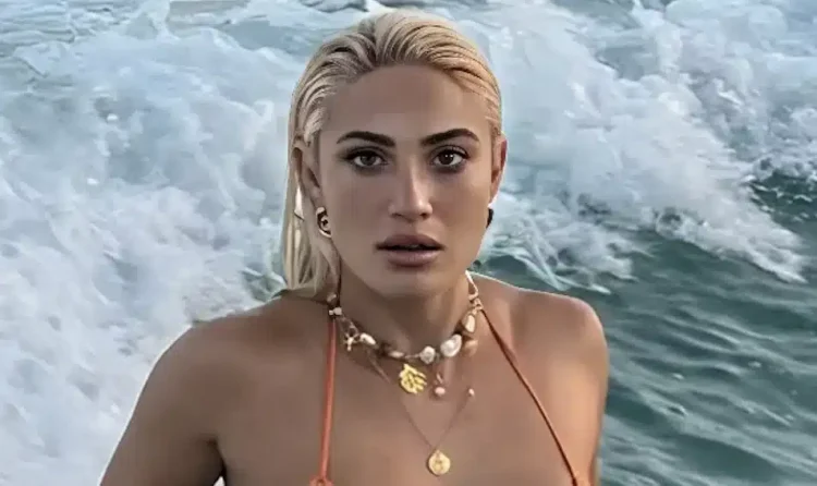 Ατύχημα για την Ιωάννα Τούνη σε παραλία της Χαλκιδικής