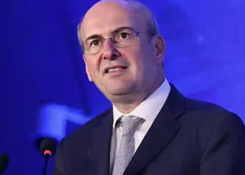 Κωστής Χατζηδάκης: «Οι τράπεζες ξεπέρασαν τα όρια, πήγαν γυρεύοντας»