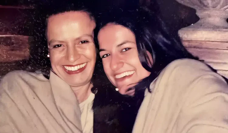 Πένθος για τη Νίκη Κεραμέως – Πέθανε ξαφνικά η μητέρα της: Δώρισαν τα όργανά της