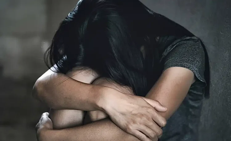 Ρόδος: Βiαζε την κόρη του από τα 16 της και απέκτησε παιδί μαζί της