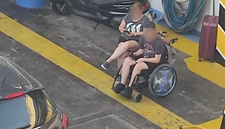 Ελλάδα 2025: Παιδί ΑμεΑ ταξίδεψε σε γκαράζ πλοίου μέσα στον καύσωνα