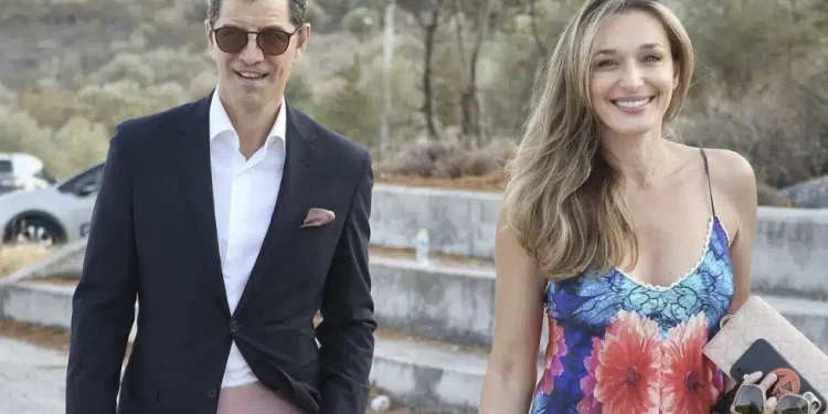 Σωστό θεριό – Κοστίζει όσο ένα διαμέρισμα: Το υπερπολυτελές αυτοκίνητο Κάτιας Ζυγούλη και Σάκη Ρουβά θα σας αφήσει άφωνους