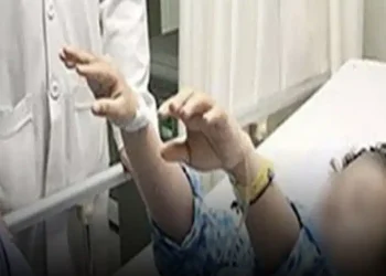 Για να προλάβετε το εγκεφαλικό, θυμηθείτε τα «3 Μην» μετά τα γεύματα και τα «4 Μην» πριν τον ύπνο — Μείνετε ασφαλείς σε κάθε ηλικία.