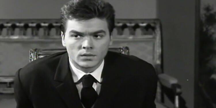 Όταν η φρικτή αυτοκτονία του Λευτέρη Βουρνά συγκλόνισε την Ελλάδα – Το βίντεο της Φίνος Φιλμ για τα 38 χρόνια