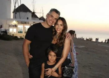 Χωρίζουν μετά από 17 χρόνια γάμου: Η αίτηση διαζυγίου και οι ασυμβίβαστες διαφορές