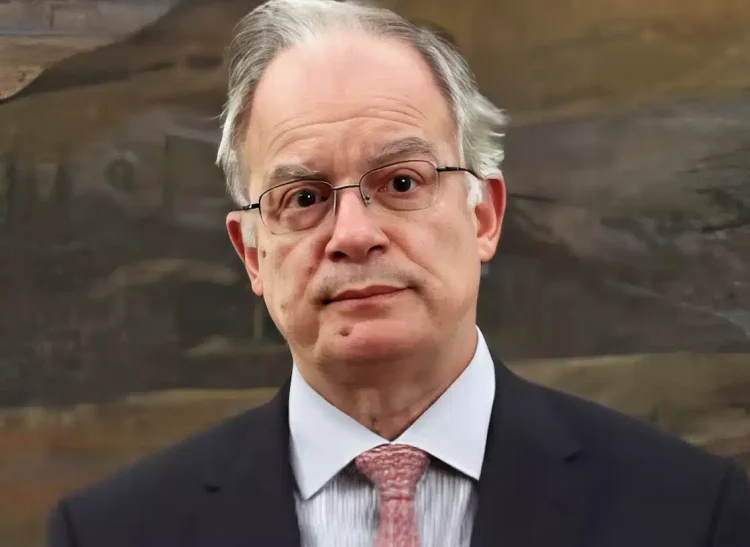 Το δικαίωμα του Προέδρου της Δημοκρατίας που λίγοι γνωρίζουν: Πότε και πώς μπορεί να χαρίζει ποινές σε καταδικασμένους