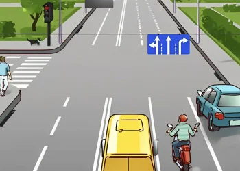 Μόνο οι αετομάτηδες μπορούν να βρουν το περίεργο σε αυτή τη φωτογραφία