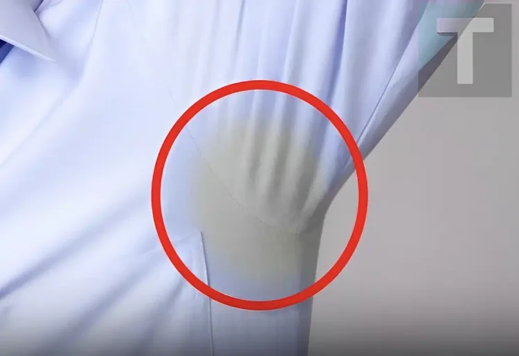 Απλές συμβουλές για να καθαρίσετε τους κίτρινους λεκέδες από τον ιδρώτα στα λευκά πουκάμισα