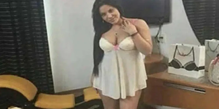 Αφού έστειλε τη φωτογραφία στον σύντροφό της εκείνος ακύρωσε τον γάμο