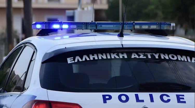 Άγρια δολοφονία 47χρονης στο Χαλάνδρι – Την σκότωσε ο σύντροφός της στην είσοδο πολυκατοικίας