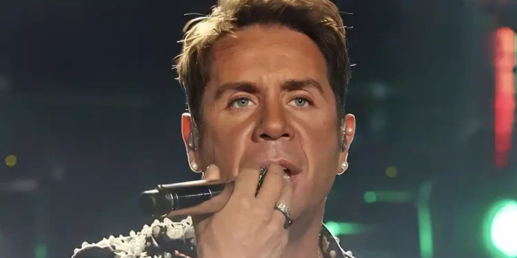 Επιστρέφει στις πίστες ο Γιώργος Μαζωνάκης – Μαζί με πασίγνωστο Έλληνα τραγουδιστή