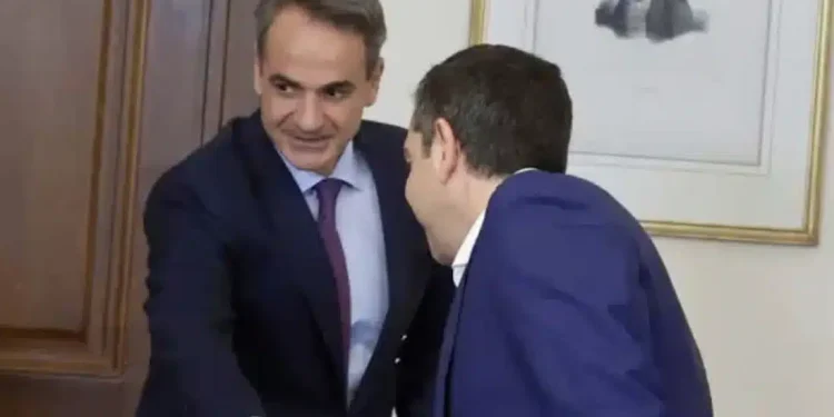 Δημοσκόπηση Interview: Κοντά στον Μητσοτάκη ο Τσίπρας στην καταλληλότητα για πρωθυπουργός – Πτώση 4,5 μονάδων για τη ΝΔ