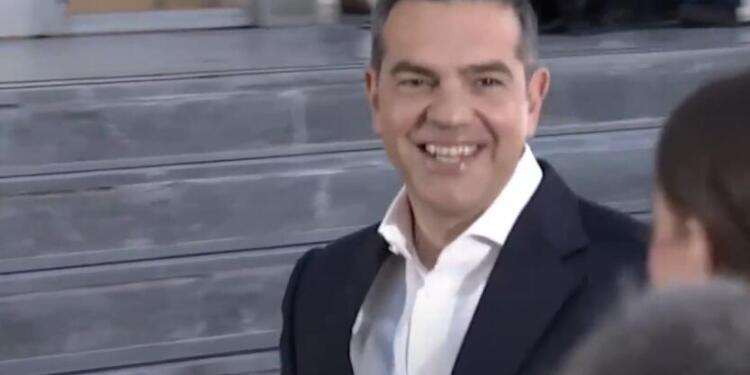 Οι στόχοι του Αλέξη Τσίπρα: Η «επίθεση» στον Μητσοτάκη και η επιστροφή στην εξουσία – Το νέο κόμμα