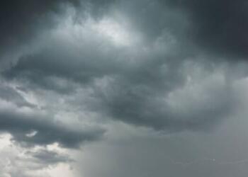 Προειδοποίηση Μαρουσάκη: «Έρχεται ακραία επικίνδυνος καιρός – Πολύωρες καταιγίδες άνω των 24 ωρών»