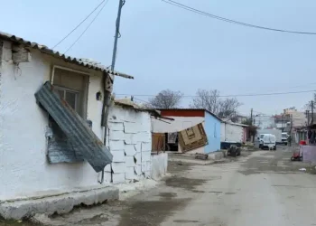 Δυσφορία στην κοινότητα των Ρομά για τη φορολογική μεταρρύθμιση του Κ. Μητσοτάκη – Γιατί εξαιρούνται