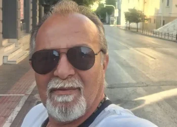 Πέθανε την ώρα του ρεπορτάζ ο καμεραμάν του ΑΝΤ1, Γιώργος Παυλάκης – Υπέστη οξύ έμφραγμα