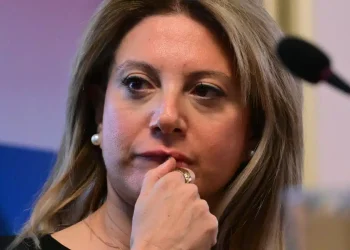 Αίτημα εκταφής για την κόρη της Μάρθη κατέθεσε η Καρυστιανού – Οι λόγοι που το ζητά