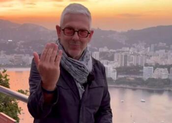 «Το χρυσάφι μιλάει, ψάξτε καταφύγιο»: Η πρόβλεψη του Τάσου Δούση για την καταστροφή που έρχεται πιο γρήγορα απ’ ό,τι πιστεύουμε