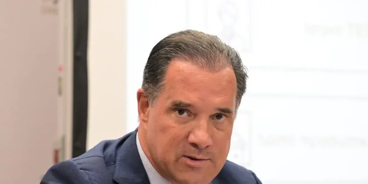 Ο Άδωνις Γεωργιάδης ακύρωσε την επίσκεψή του στο νοσοκομείο Δράμας: «Δεν πηγαίνω ούτε να τσακώνομαι ούτε να με απειλούν ότι θα με πυροβολήσουν»