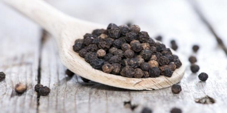 Το έλαιο-«θαύμα» που απομακρύνει το ουρικό οξύ από το αίμα και μειώνει τον εθισμό στο αλκοόλ και το τσιγάρο