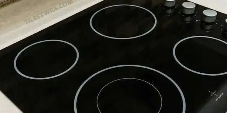 Οι περισσότεροι το κάνουν λάθος. Auτός είναι ο σωστός τρόπος να καθαρίσετε μια κεραμική εστία