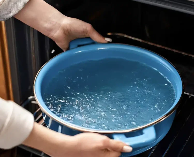 Είδα αυτό το κόλπο για τον καθαρισμό του φούρνου και δεν θα ξανακάνω τίποτα άλλο