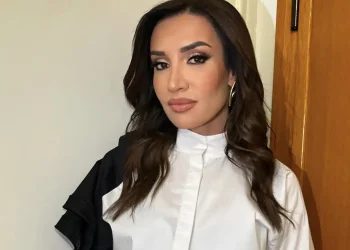 Γιώτα Γρίβα: «Εγώ γεννήθηκα στη Βουλγαρία, είμαστε Έλληνες Σαρακατσάνοι, μειονότητα»