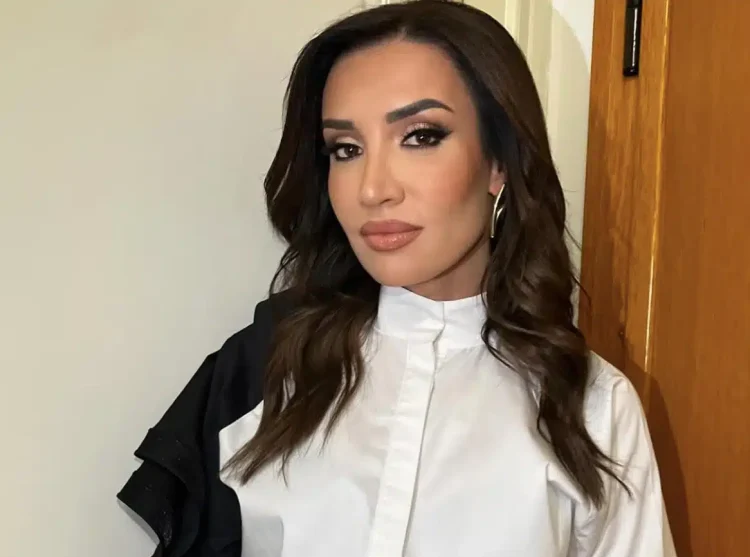 Γιώτα Γρίβα: «Εγώ γεννήθηκα στη Βουλγαρία, είμαστε Έλληνες Σαρακατσάνοι, μειονότητα»